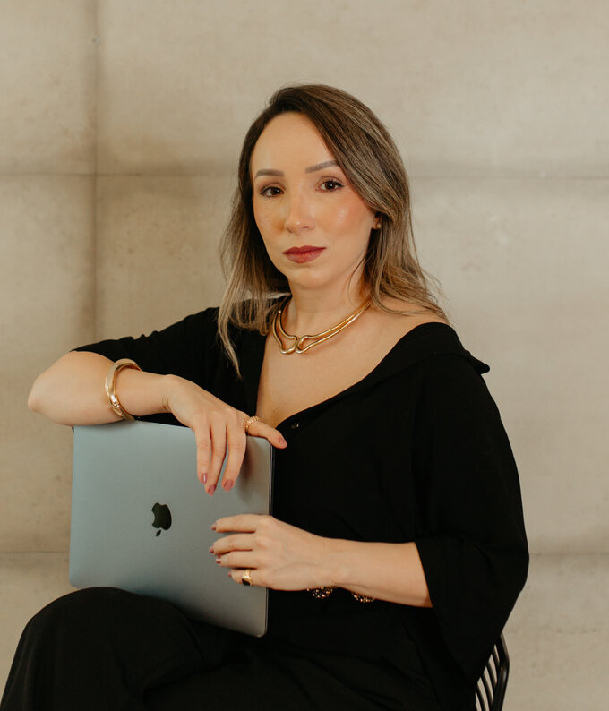 Kammila Brito, criadora do Dossiê de Carrosséis